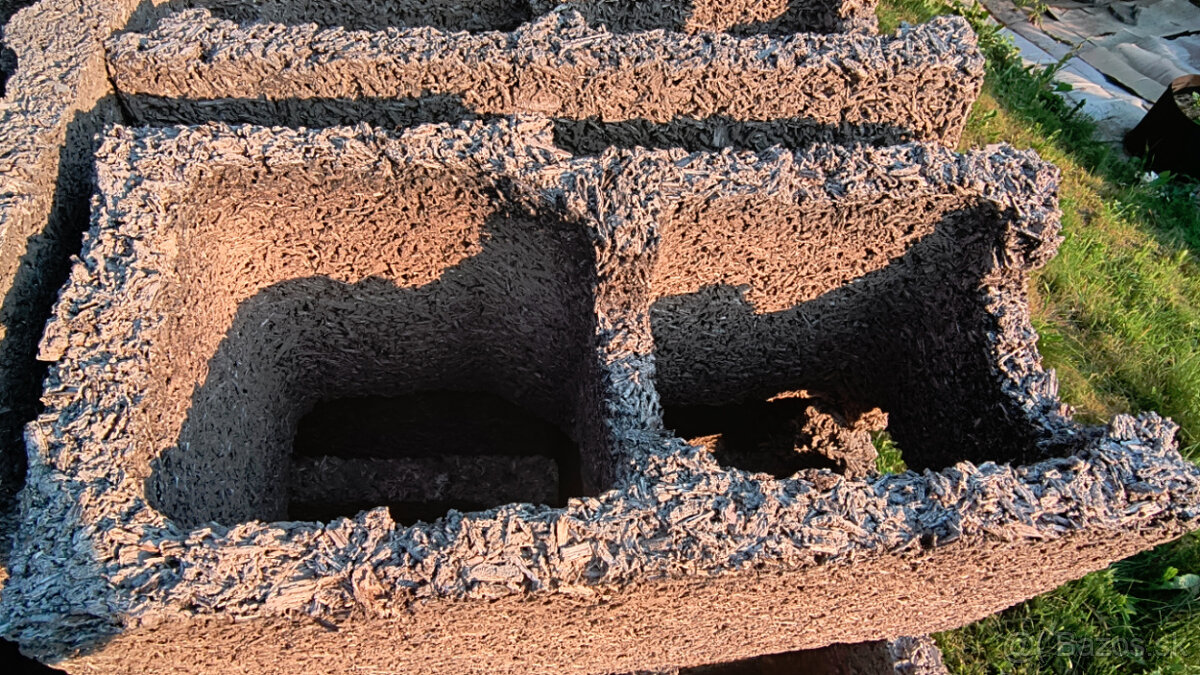 predám zachovalé tvárnice DURISOL - 2