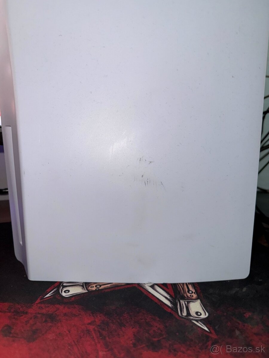 Playstation 5 s mechanikou - 2