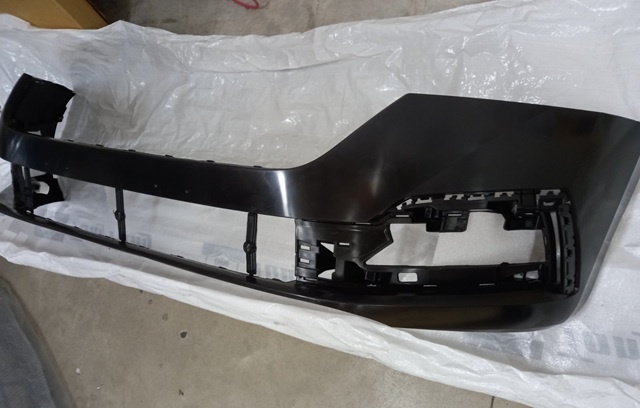 Škoda OCTAVIA IV 2020- predný nárazník - 2