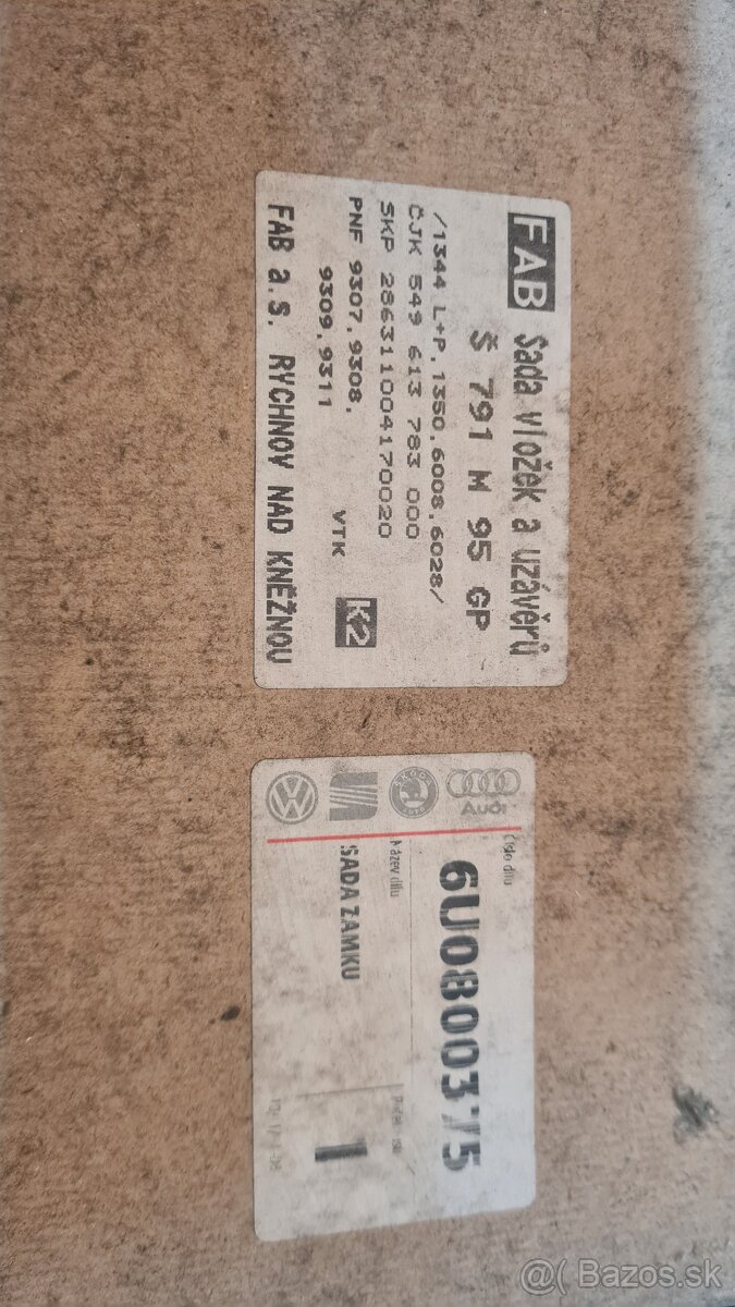 Sada zámkov Felícia - 2