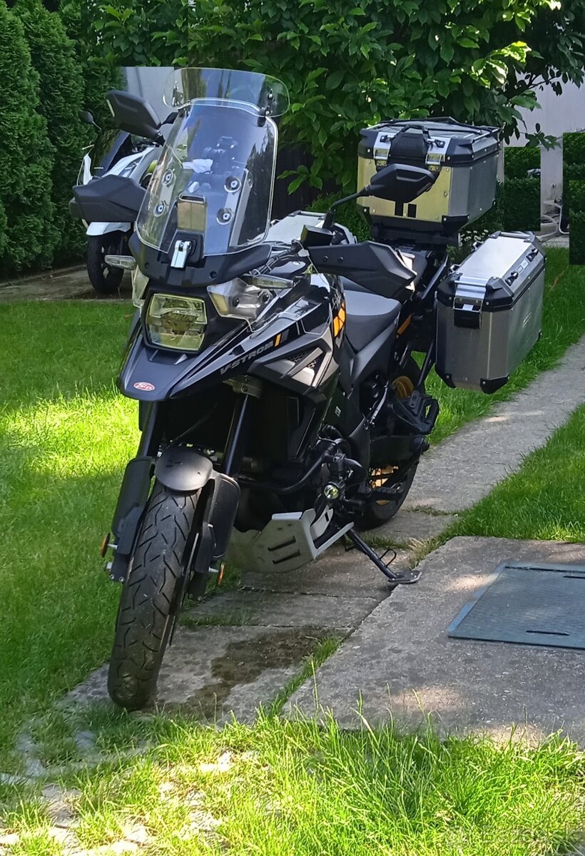 Suzuki DL 1050 XT V-Strom