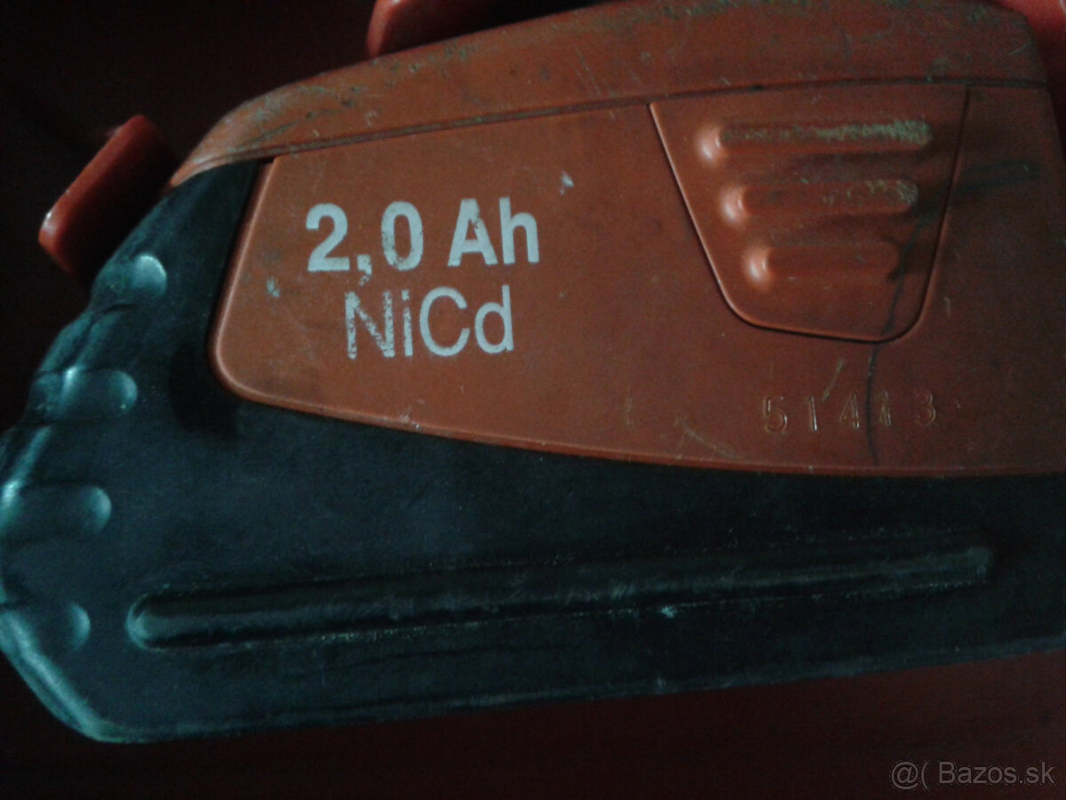 Hilti sada šrobovačka + svetlo - 2