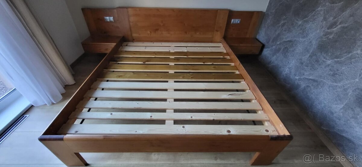 Manzelska postel z dreva - 2