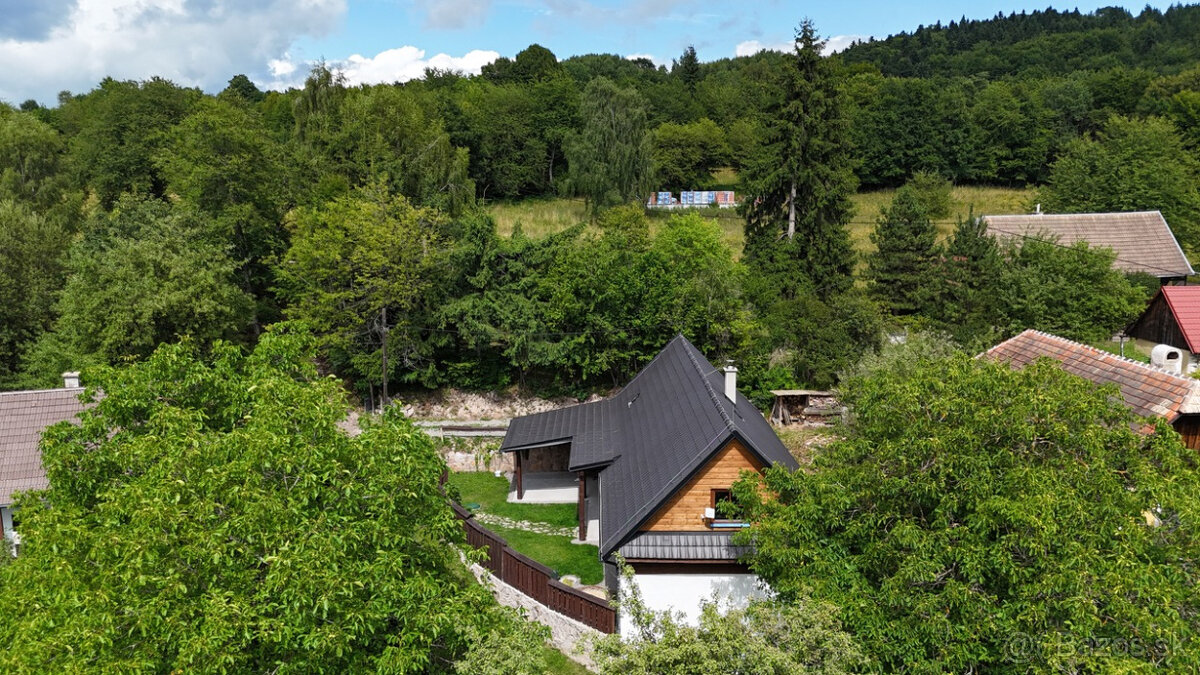 CHALUPA S MOŽNOSŤOU CELOROČNÉHO BÝVANIA V HRABIČOVE - 2