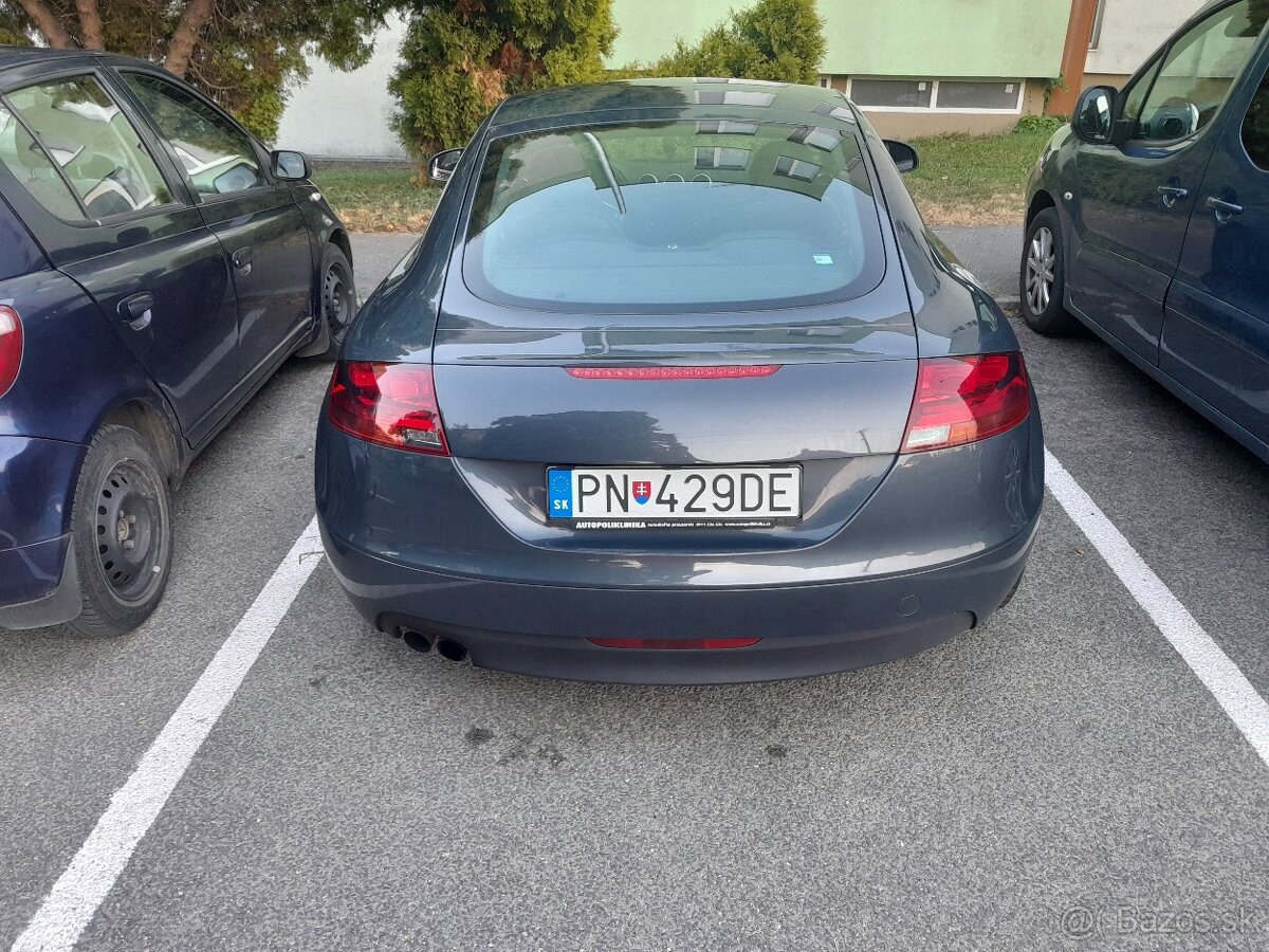 Audi TT 8J bwa 2.0tfsi - 2