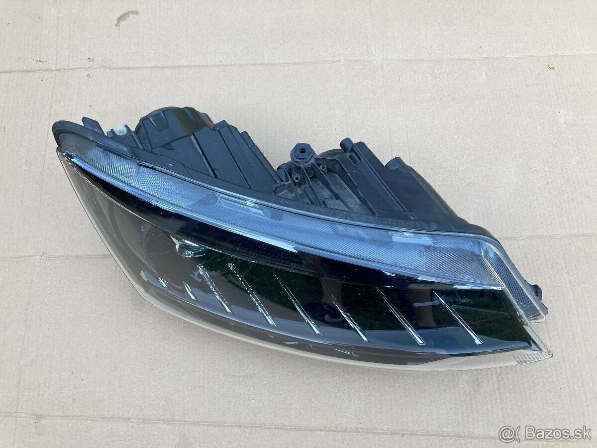 predne svetlo na Škoda Fabia 3 - 2