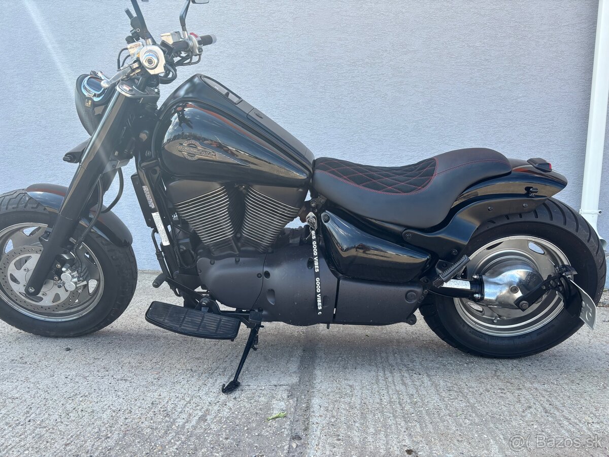 Suzuki Intruder 1500 - 2