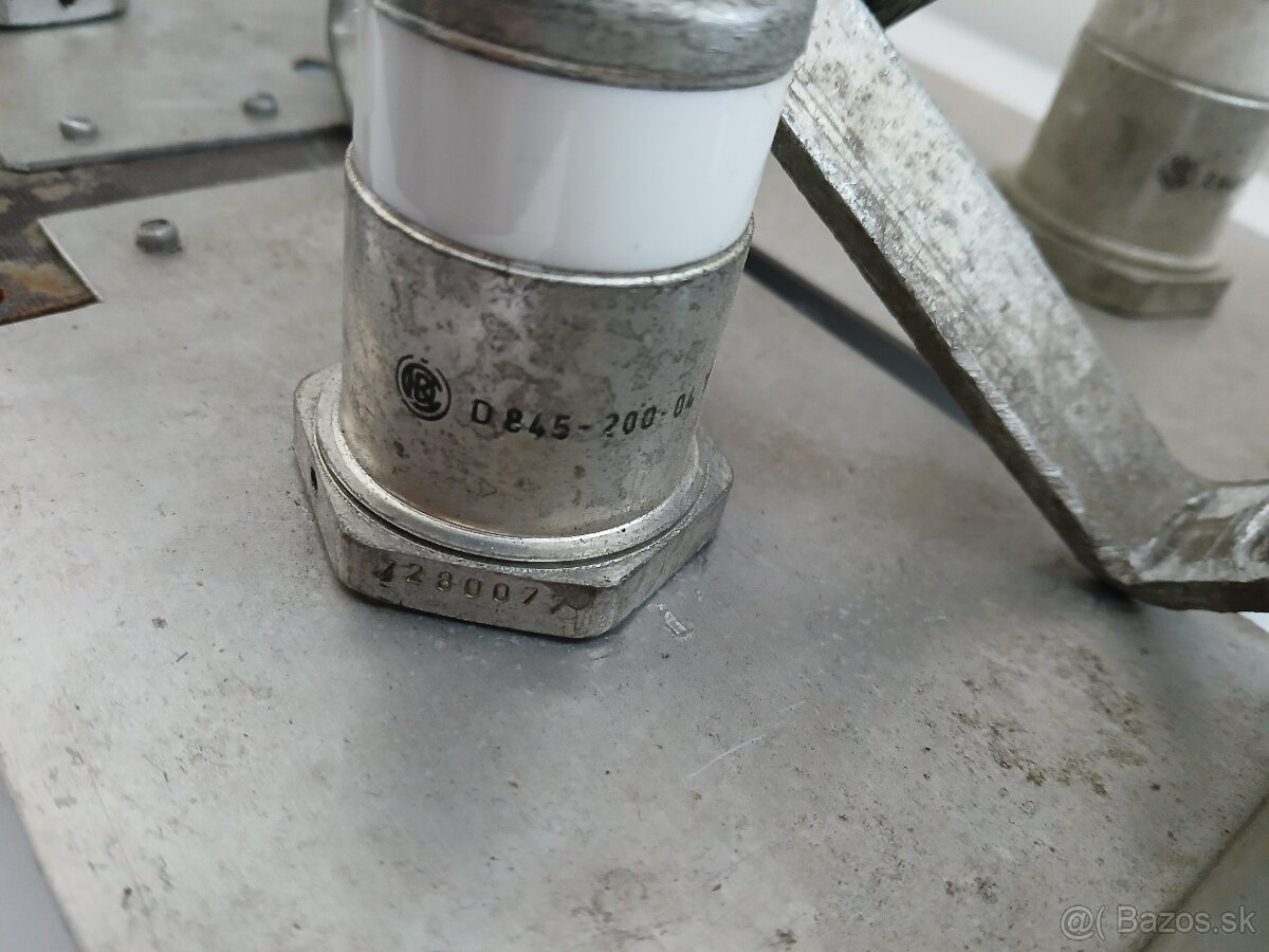 Predám diódy do zváračky D845-200-04 - 2