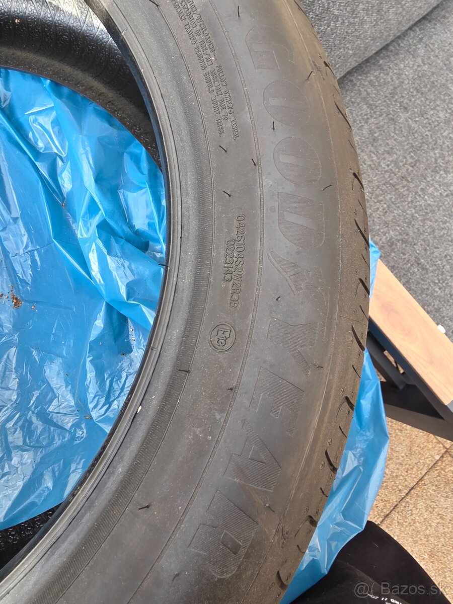Predam 4x 215/55r17 Goodyear EfficientGrip - 2