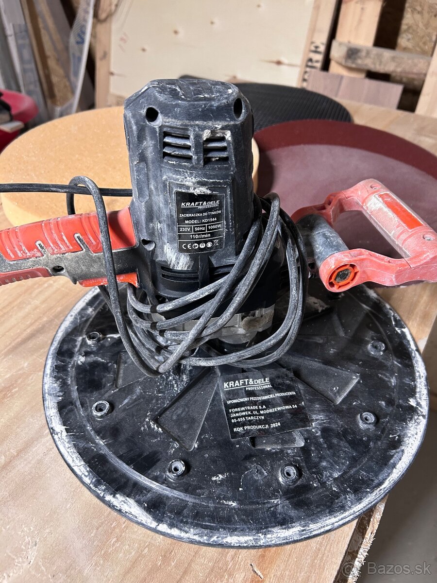 Leštička na omietky - 2