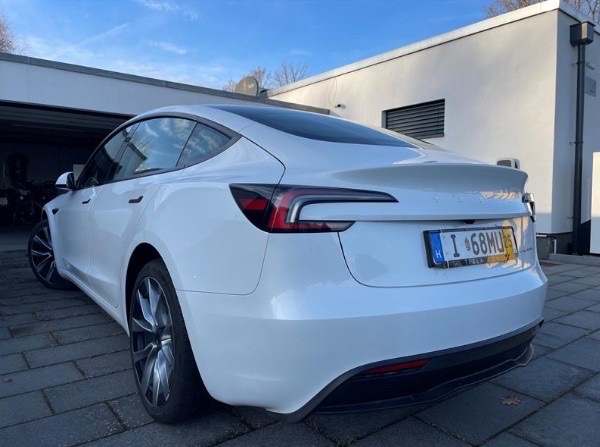 Tesla Model 3 HIGHLAND Long Range AWD - DPH - 2