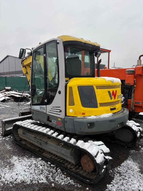 Predáme pásový zemný stroj Wacker Neuson EZ 80 - 2