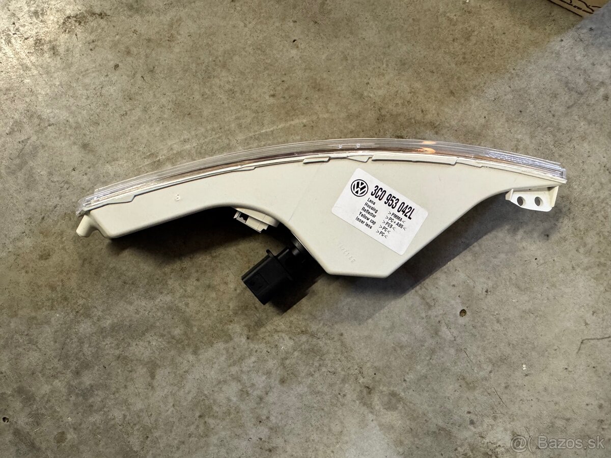 Pravá smerovka VW Passat - 2