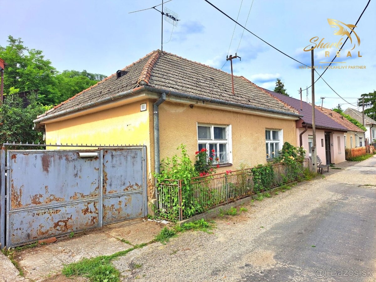 REZERVOVANÉ / Domček s veľkým potenciálom - 2