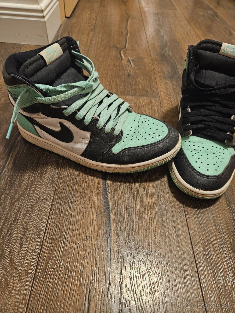 Air Jordan tenisky 42,5 - 2