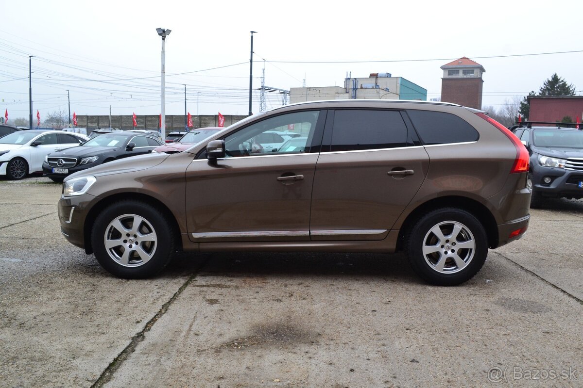 Volvo XC60 2.4 D5 AWD INSCRIPTION - 2