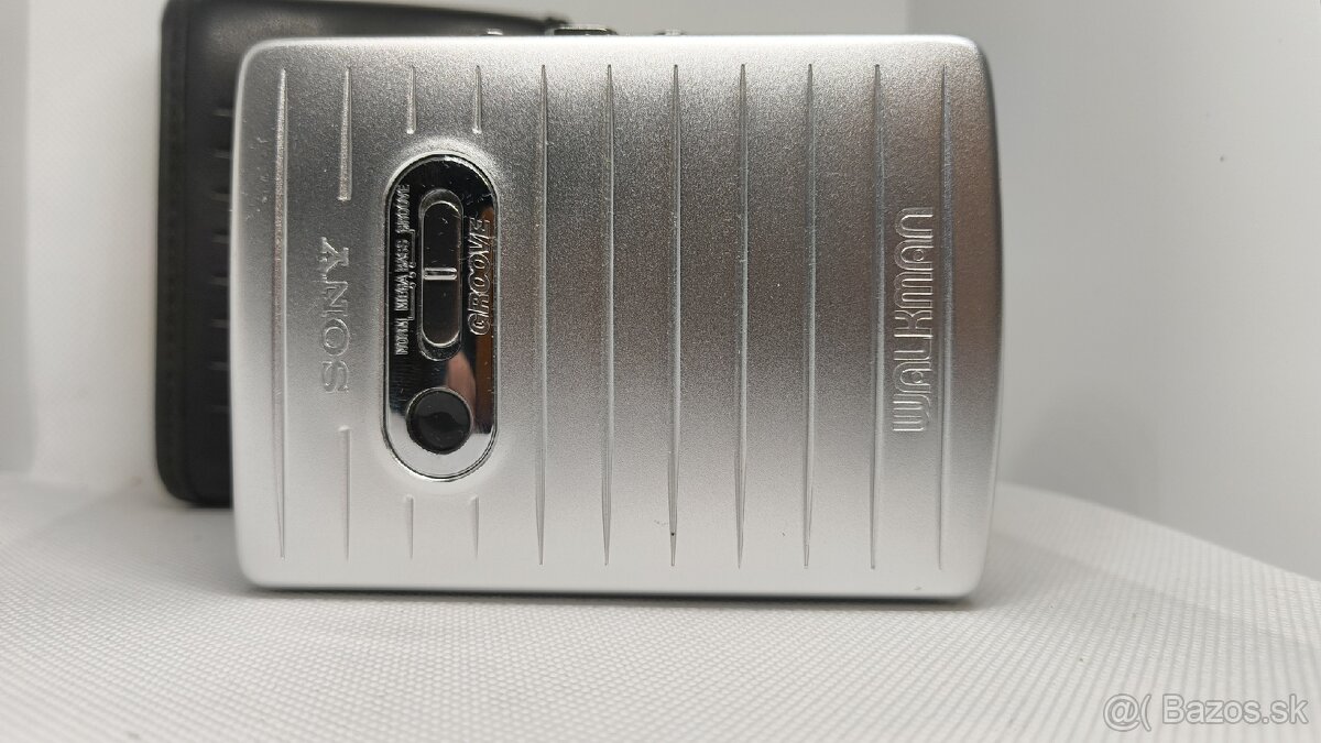 Sony WM-EX368 walkman s originalnym puzdrom - 2