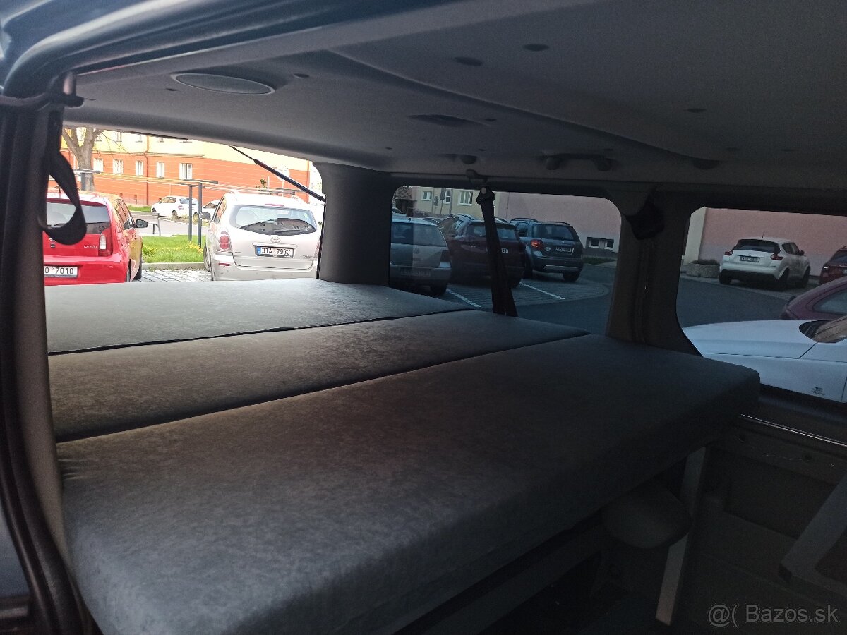 Opel Vivaro 2.5 cdti long - 2