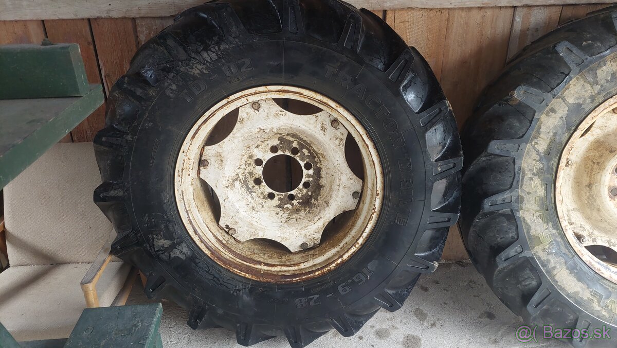 Pneumatika 16.9 28 - 2