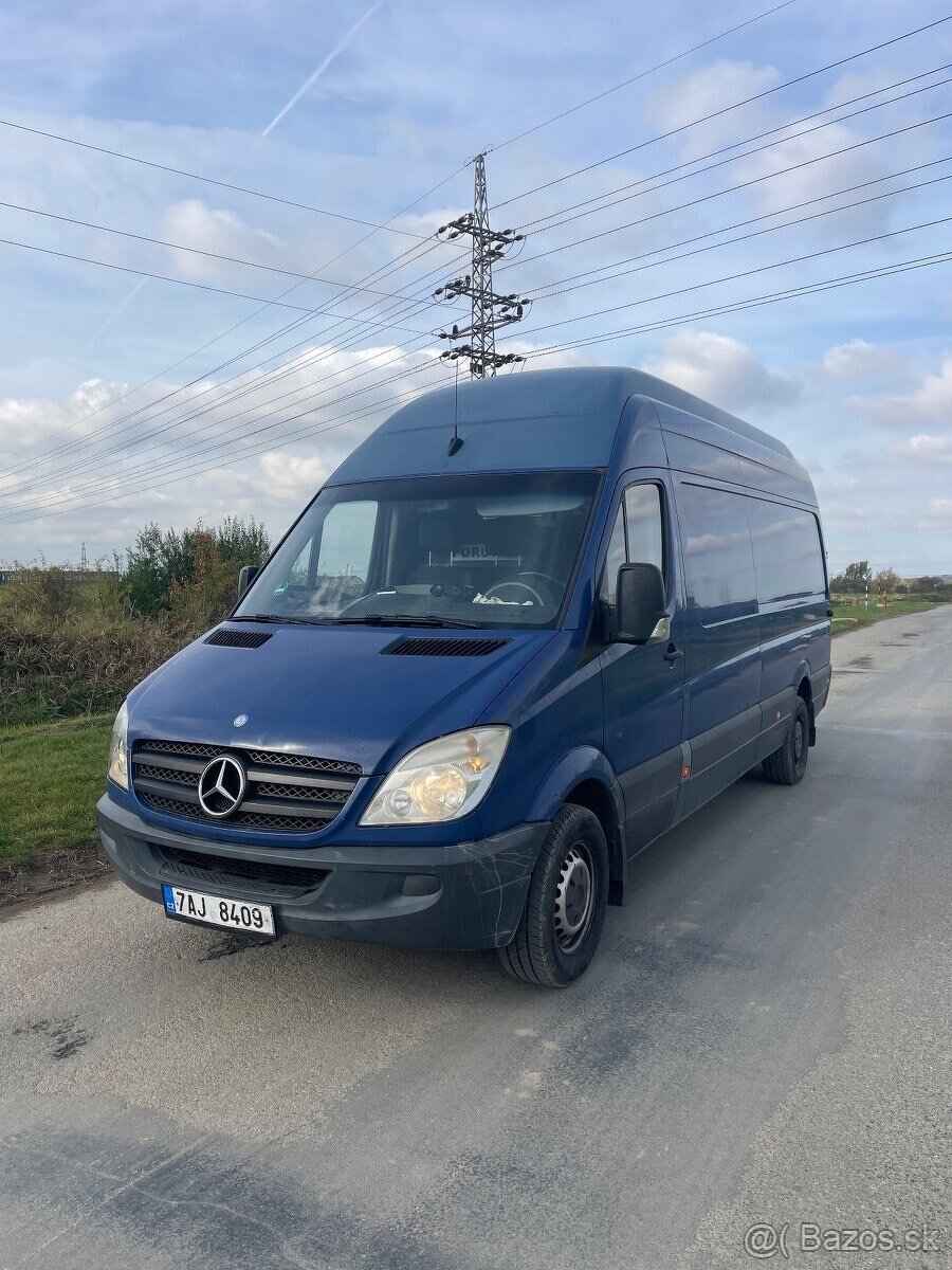Mercedes Benz Sprinter 318CDI 3L V6 - 2