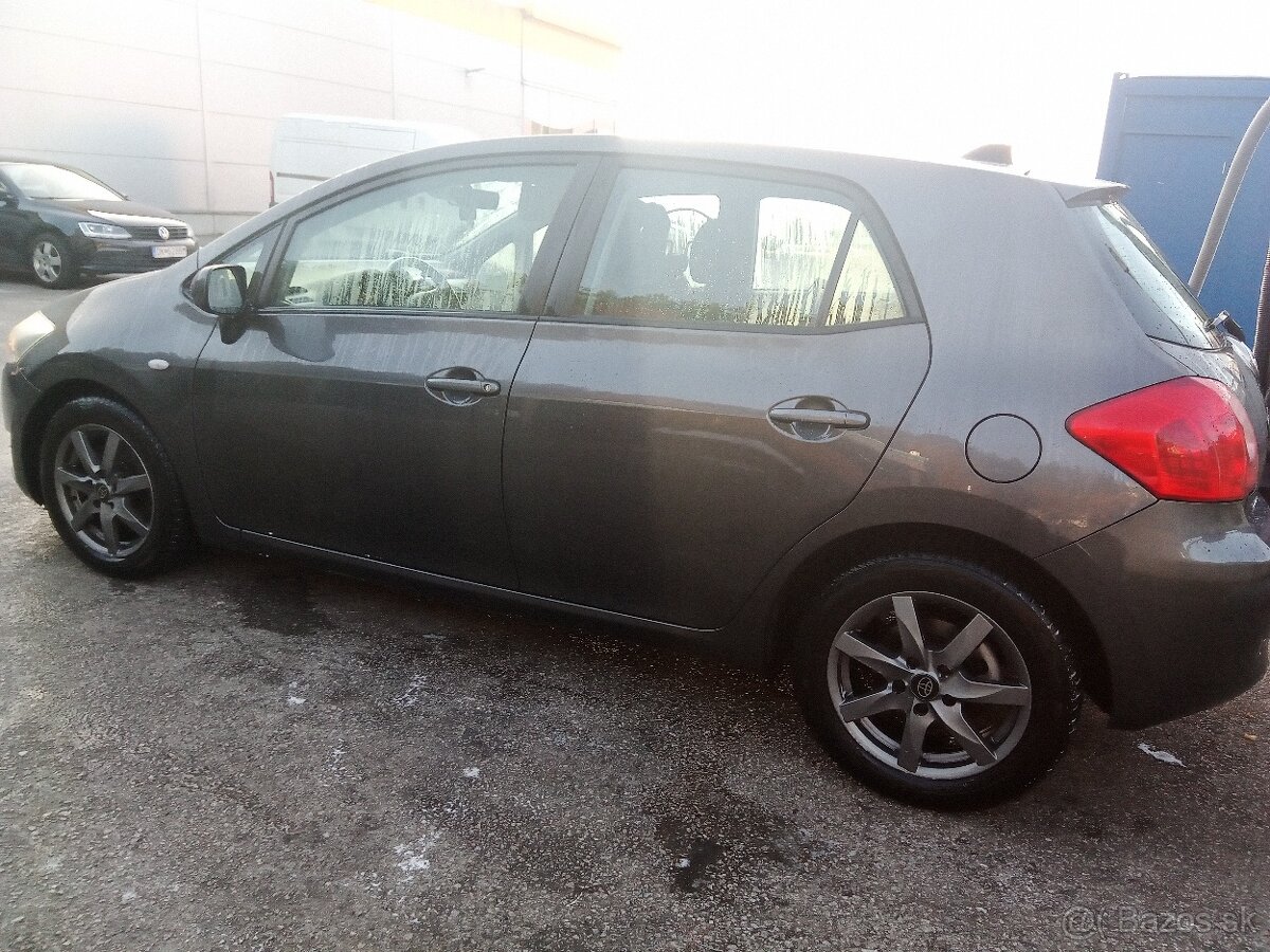 Auris 1.4 diesel automat - 2