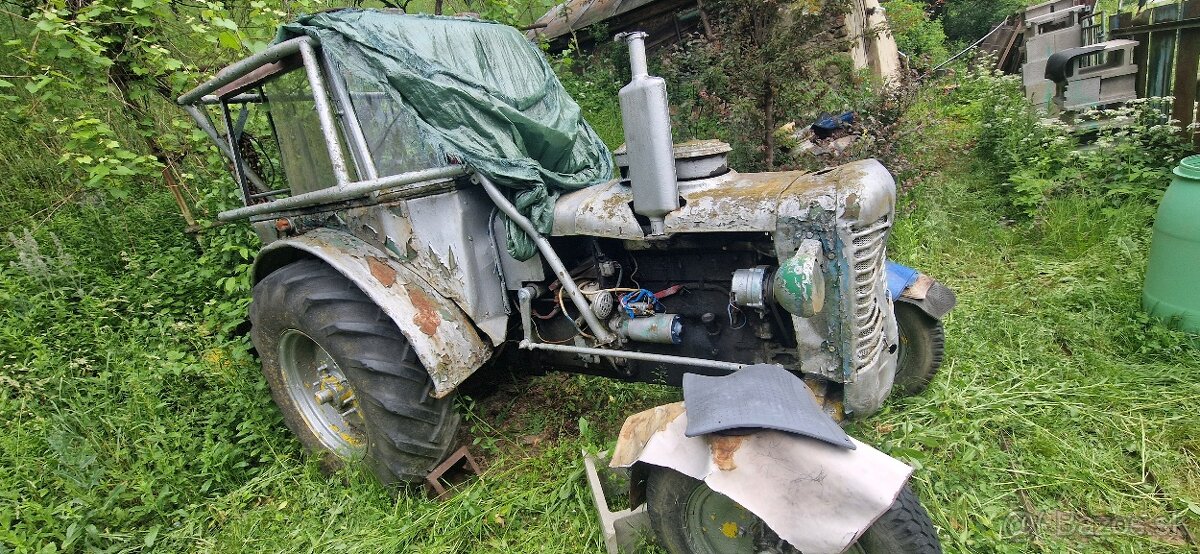 ZETOR 50super - s prislusenstvom - 2