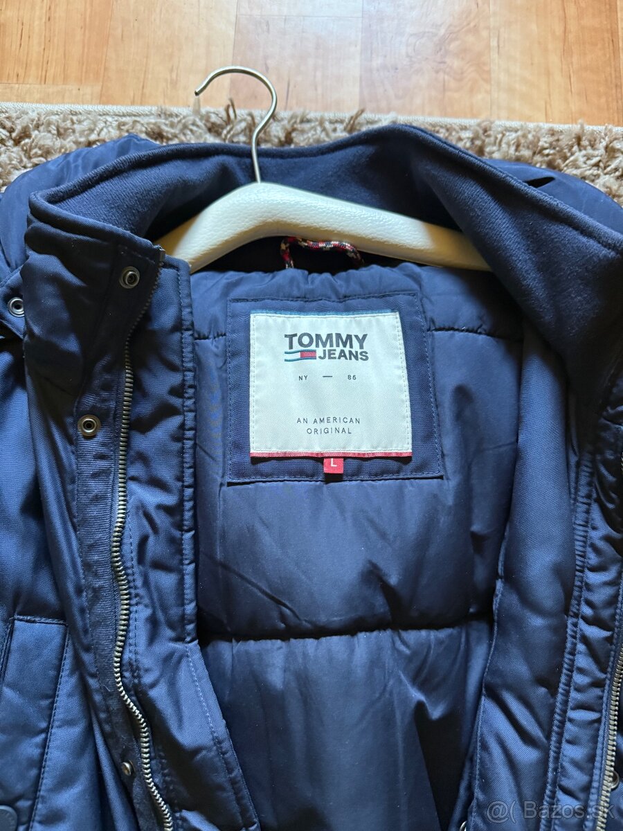 Tommy Hilfiger - 2