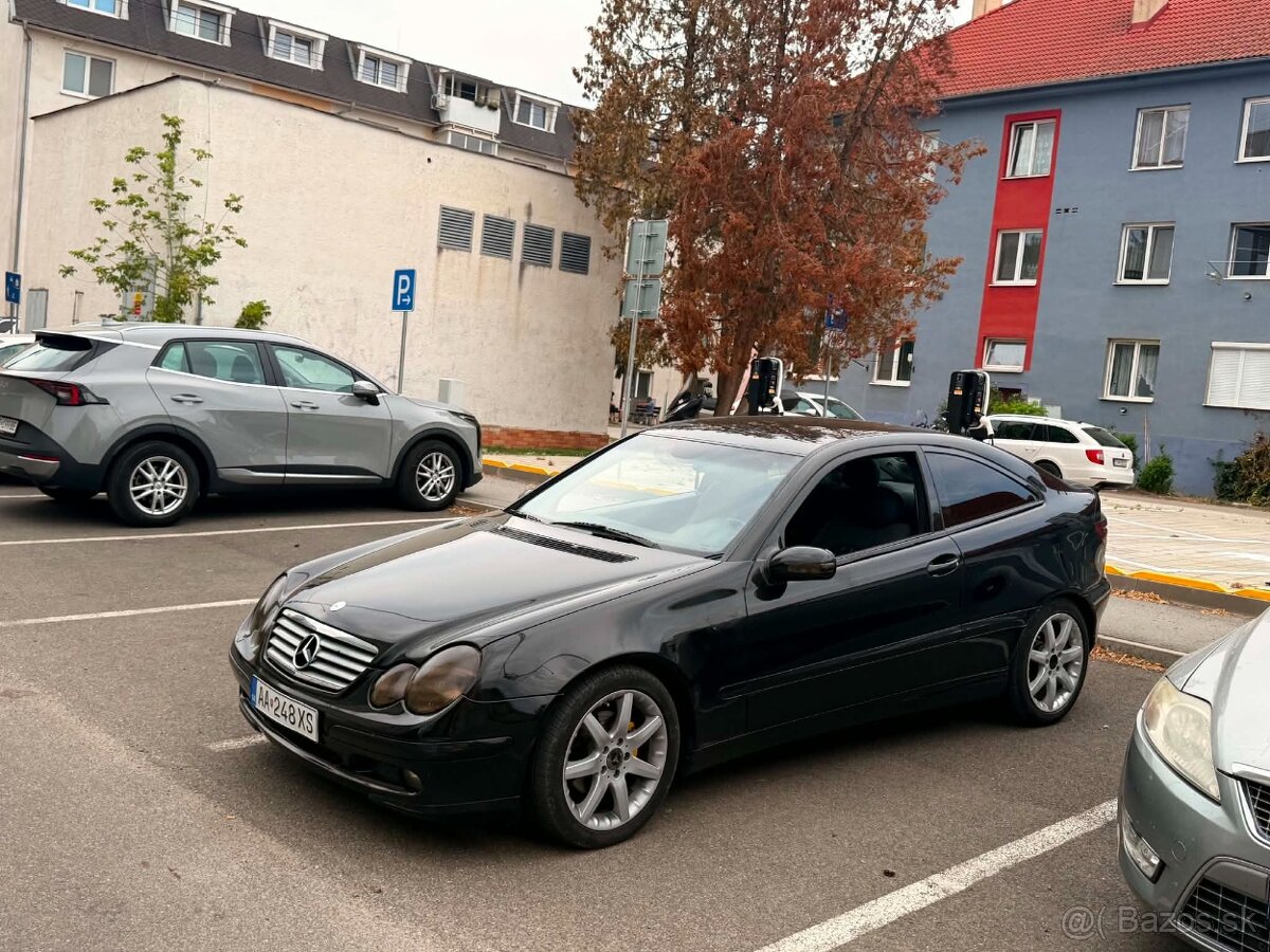 Mercedes Benz - 2