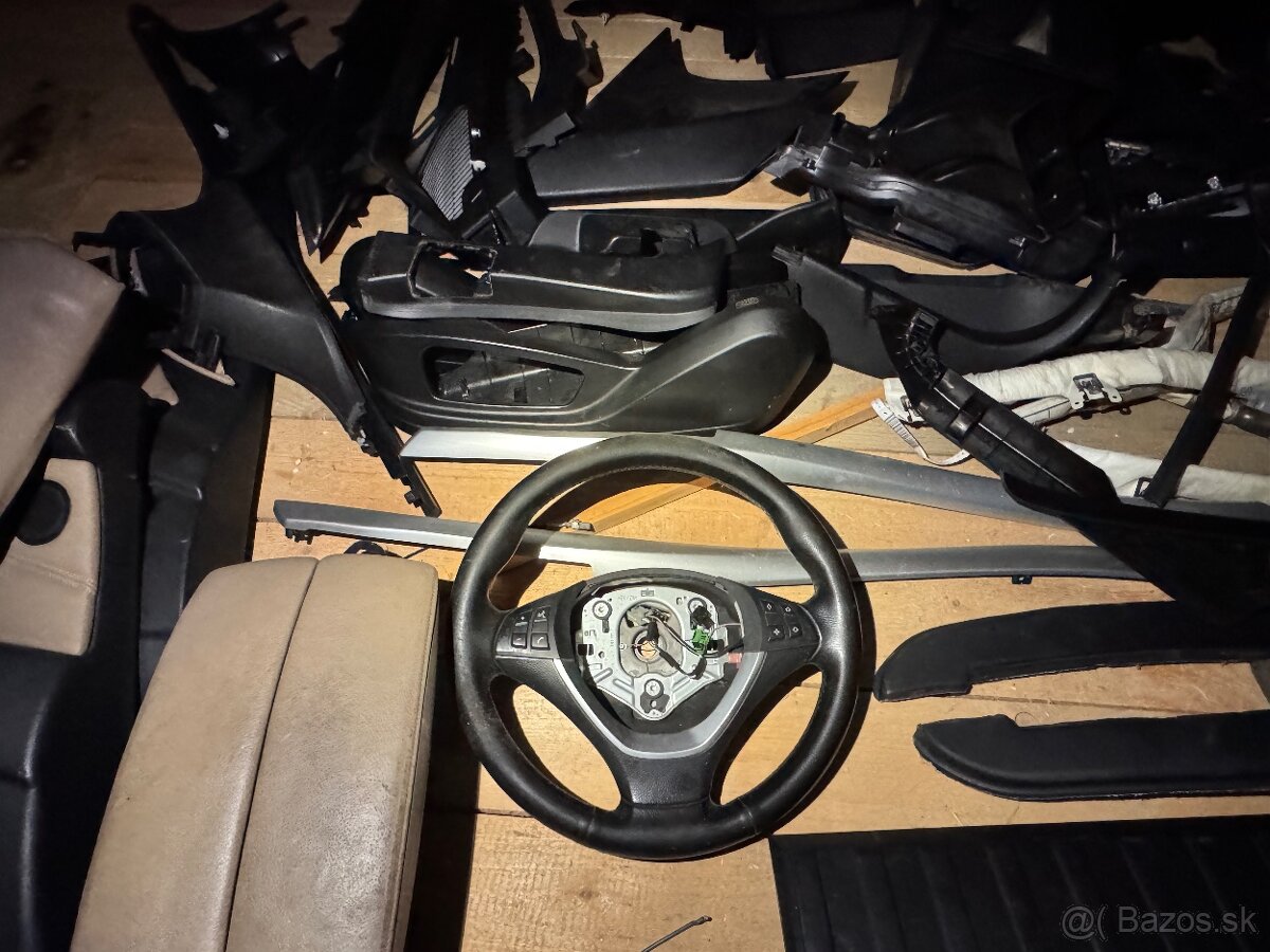 Interiér plasty bmw x5 e70 - 2