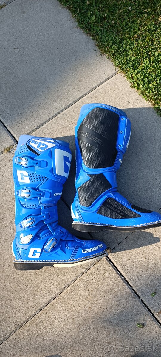 SG 12 Garne