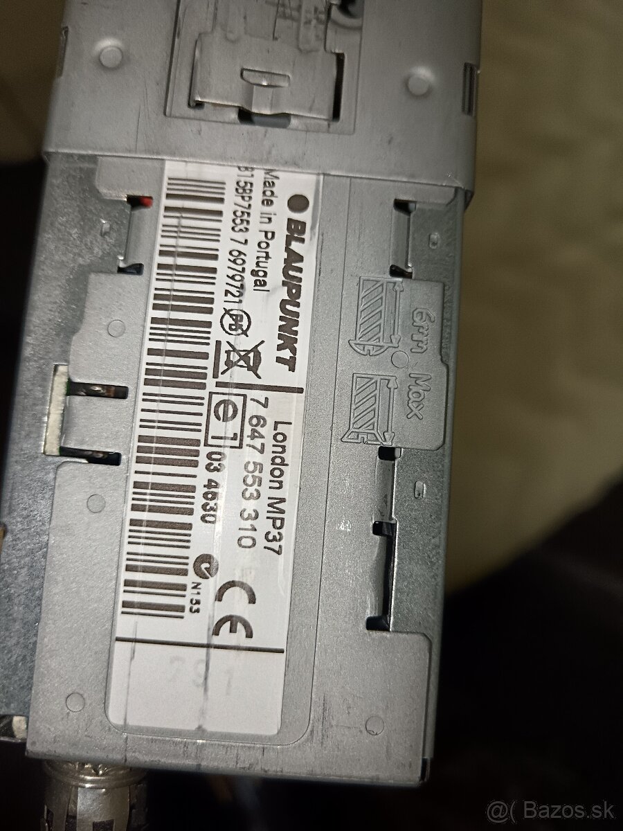 Predám autorádio BLAUPUNKT MP37 - 2