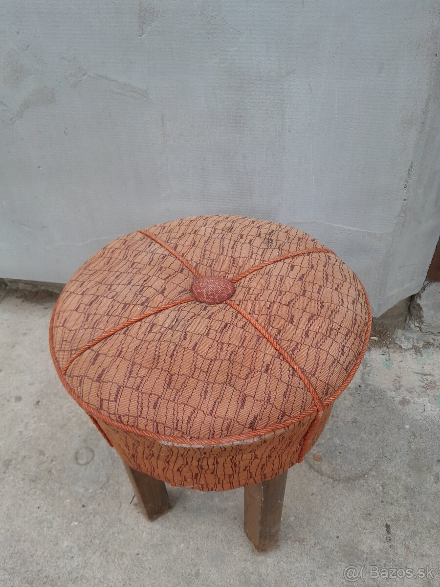 Predám okrúhlu taburetku - 2