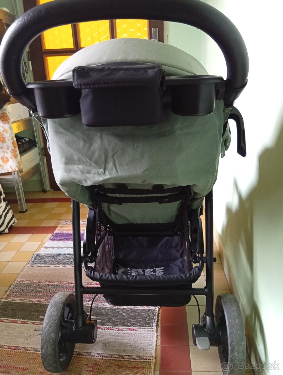 predam športový kočik JOIE - 2