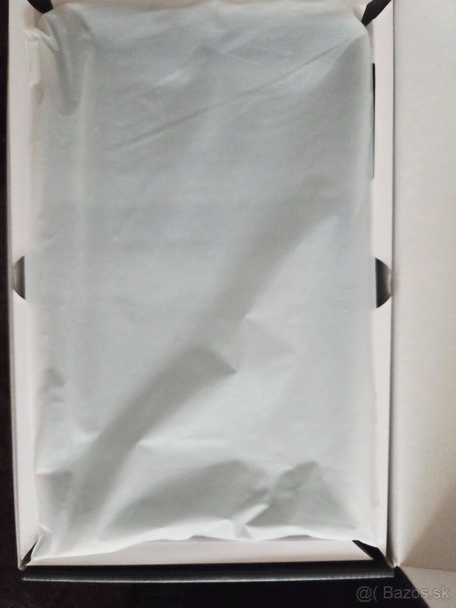 Tablet do auta+ držiak - 2