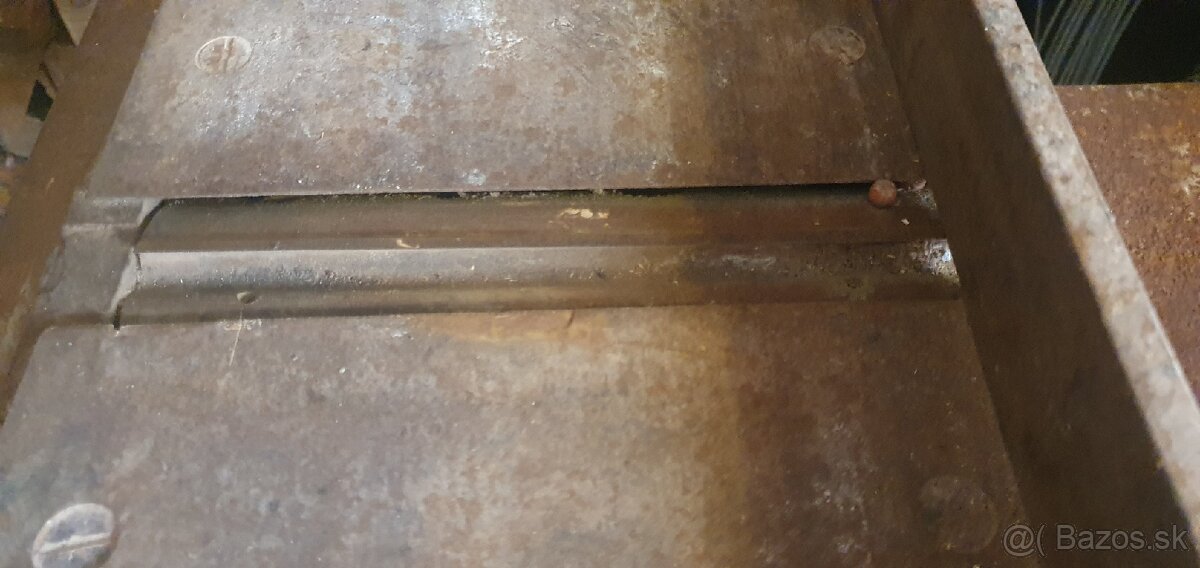 Hobľovačka na drevo - 2