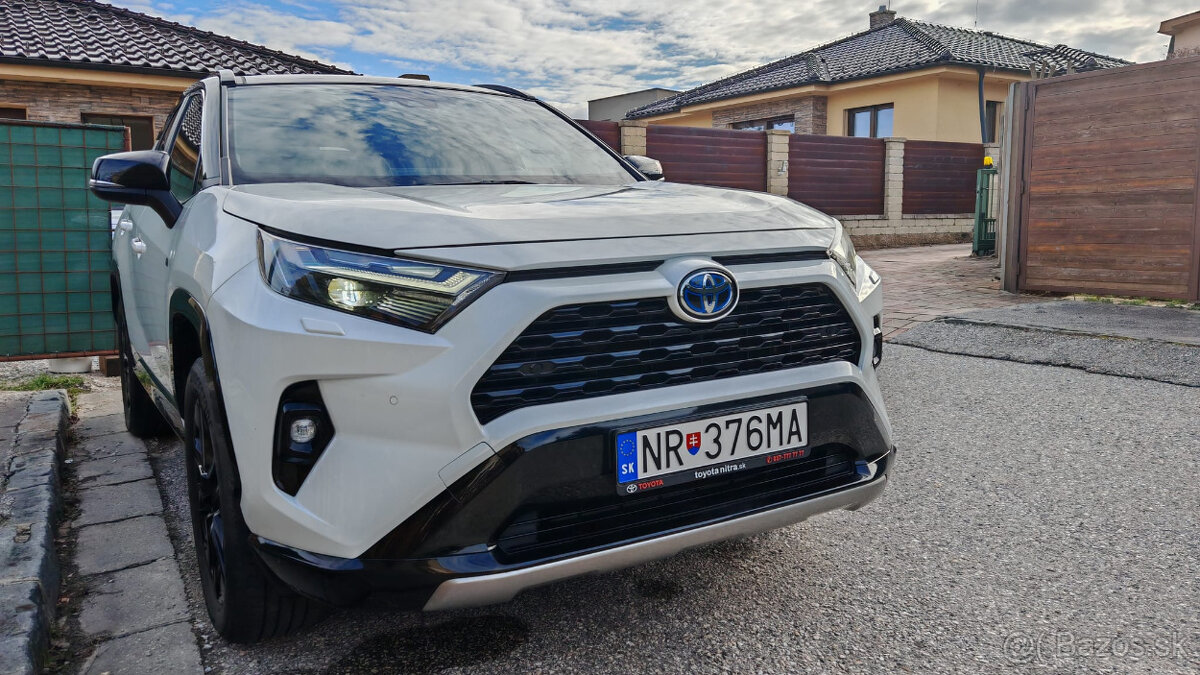 TOYOTA RAV4 SELECTION 4x4 JBL+SKYVIEW+TAŽNÉ ZAR.+ZÁRUKA - 2