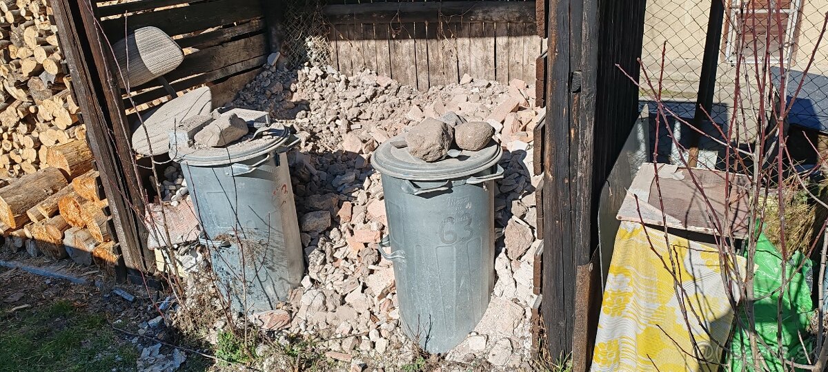 Darujem stavebnú suť - 2
