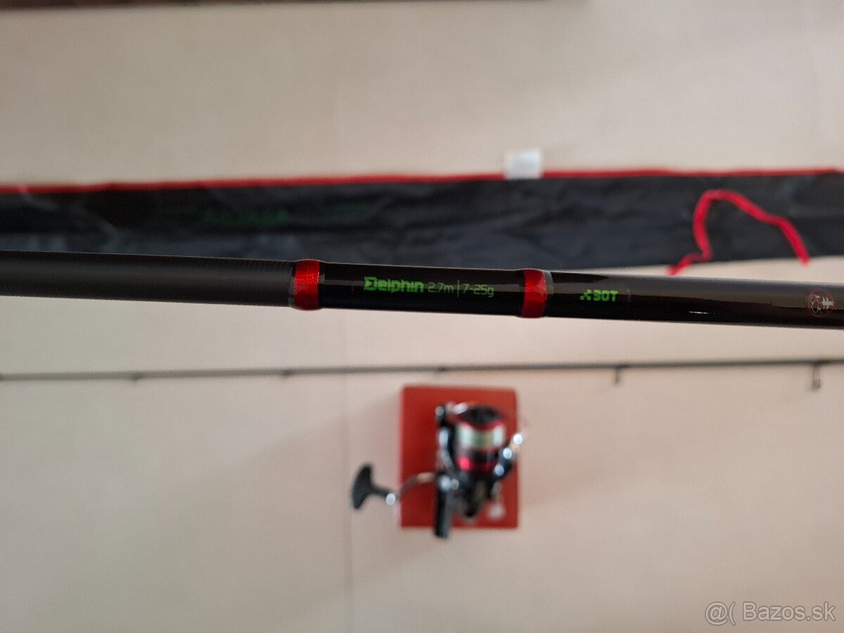 Prívlačové prúty + navijaky + taška - 2