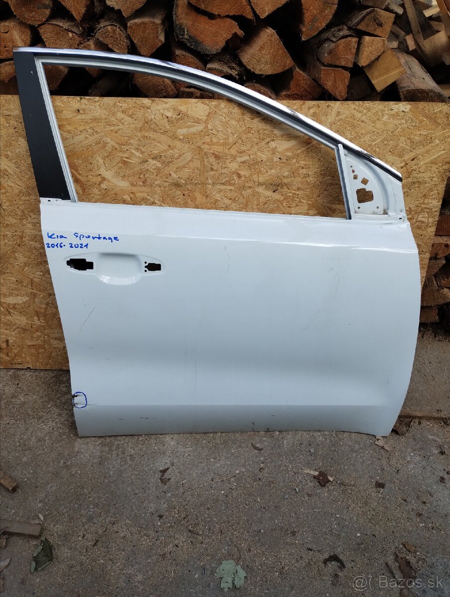Kia Sportage pravé predné dvere - 2