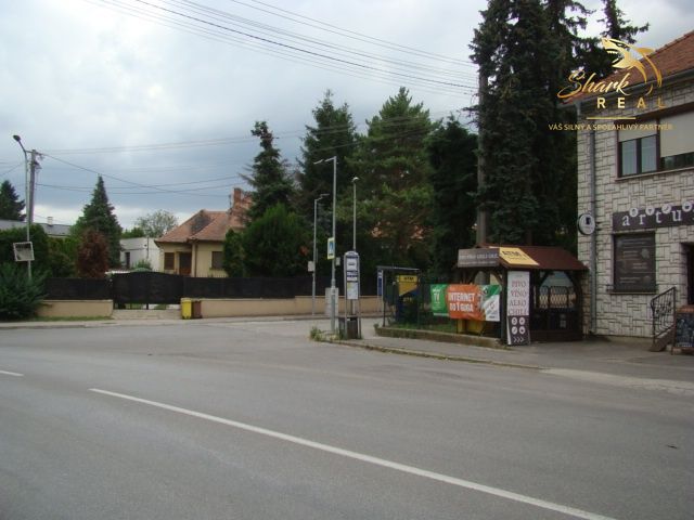 Na predaj luxusná rodinná vila - 2