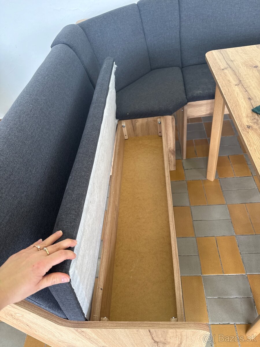 Rohová lavica+stôl+2 stoličky - 2