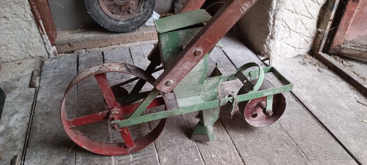 Ručný sadzač - 2