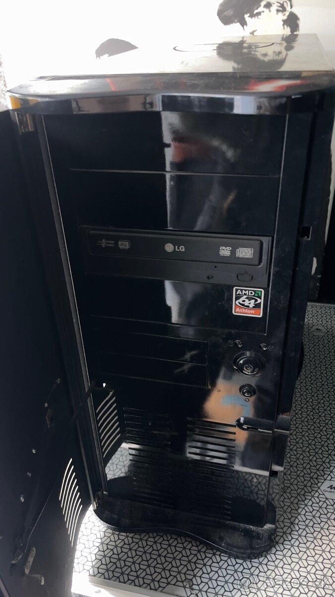 Thermaltake Tsunami - 2