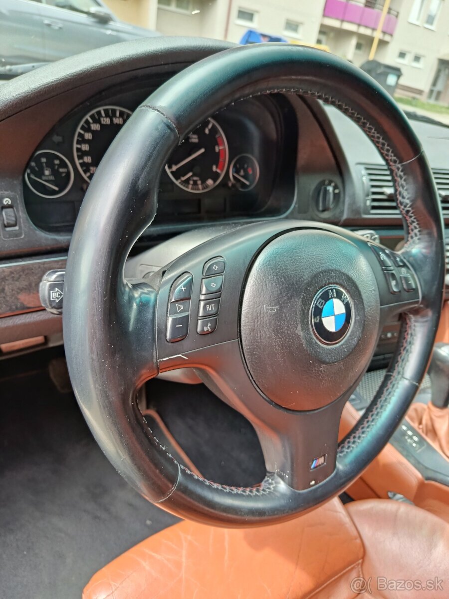 ///M volant E39 / E46 - 2