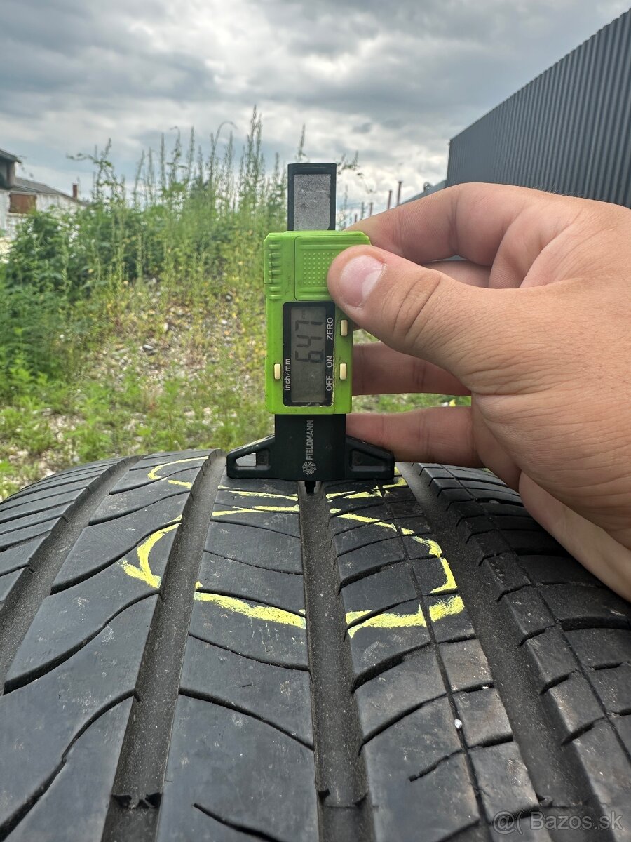 245/45 R18 - 2