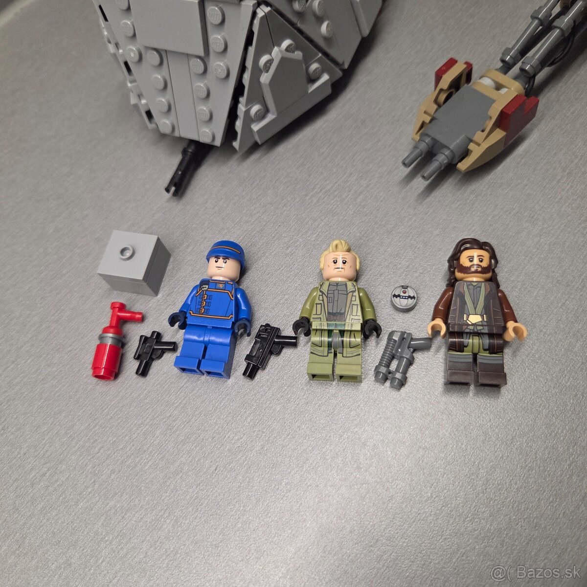 LEGO Star Wars 75338 Ambush on Ferrix - 2