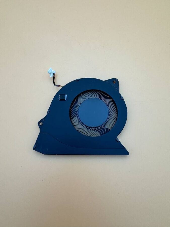 Predám ventilátor procesora do notebooku Dell 3510... - 2
