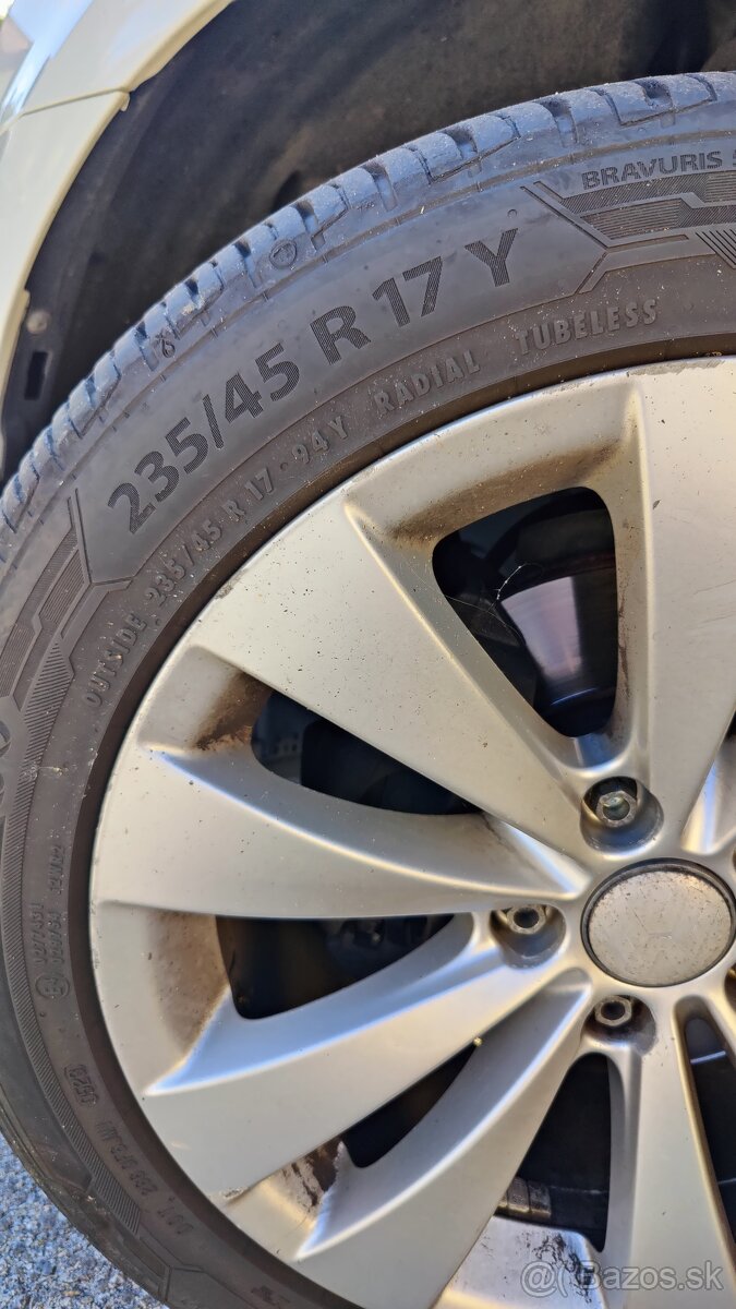 Nove pneu + Elektrony R17 5x112 - 2