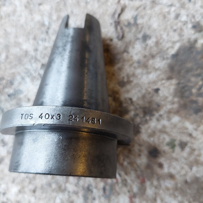 Redukcie a upinače ISO 40 - 2