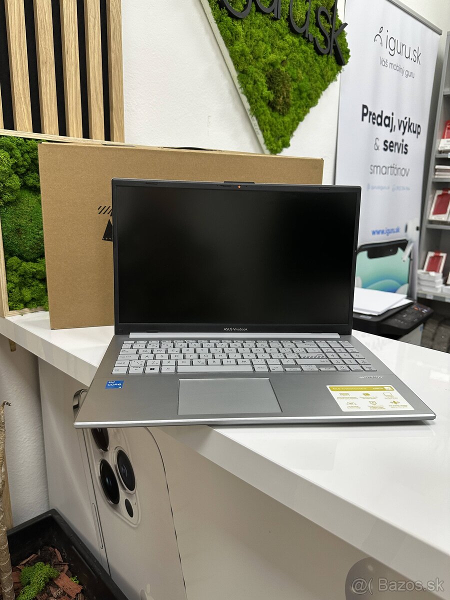 ASUS Vivobook Go E1504GAB - 2